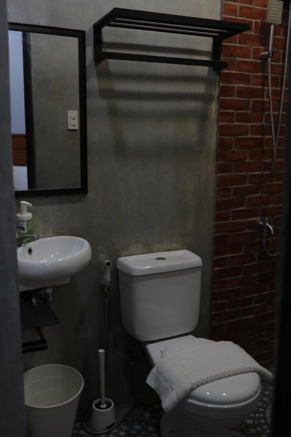 Cerca Hotel Balabag  Zewnętrze zdjęcie